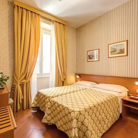 فندق Hotel Corona