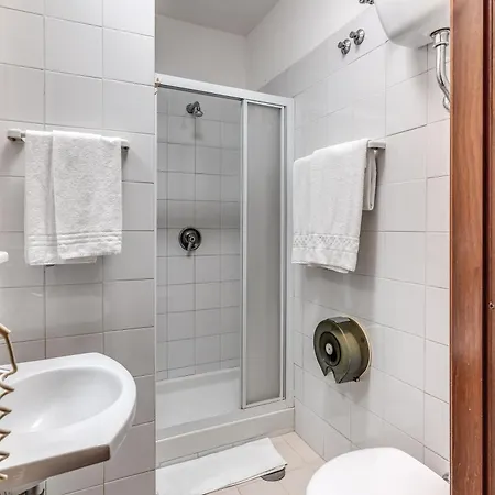 فندق Hotel Corona روما