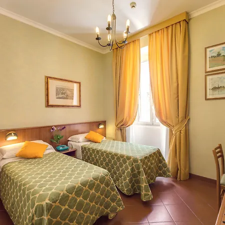 فندق Hotel Corona