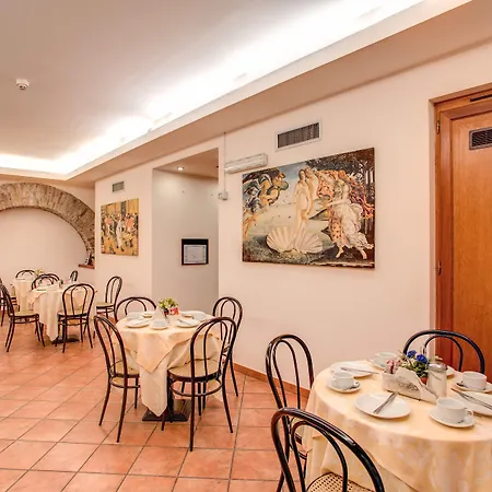 Hotel Corona 3* روما