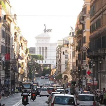 Hotel Corona فندق روما