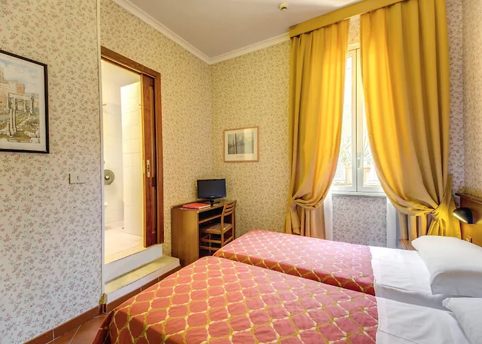 Hotel Corona 3* Rome