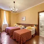 Hotel Corona