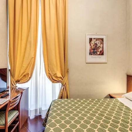 Hotel Corona Отель Рим