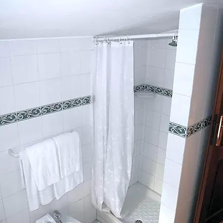 Hotel Corona 3*