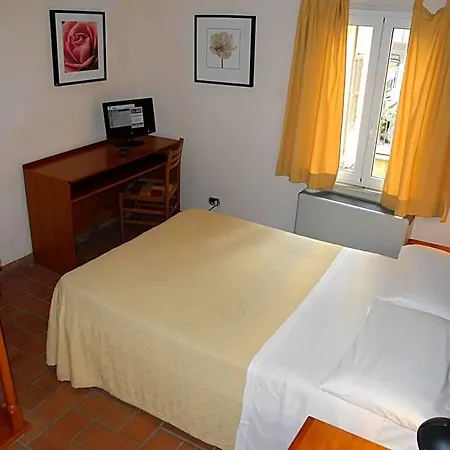 Hotel Corona 3* Róma
