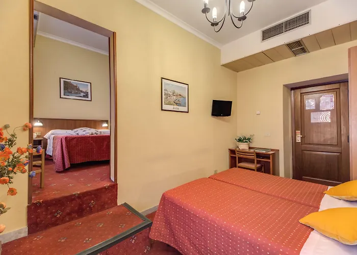 Hotel Corona Szálloda