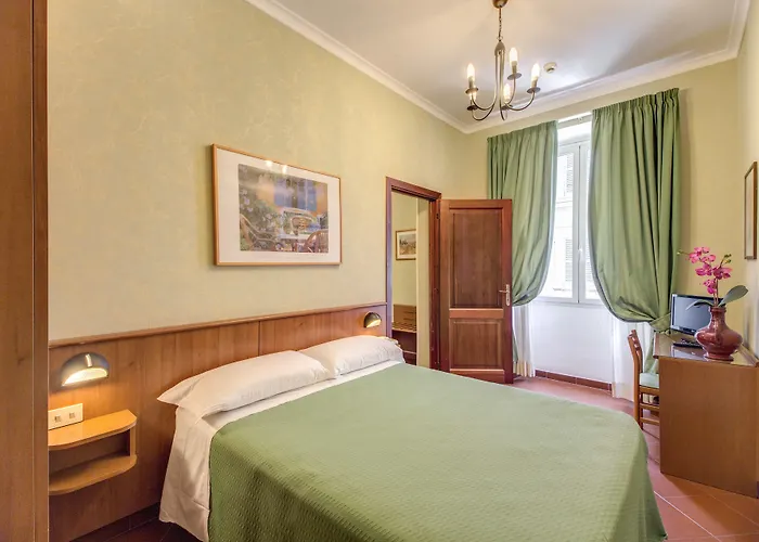 Hotel Corona Hotel